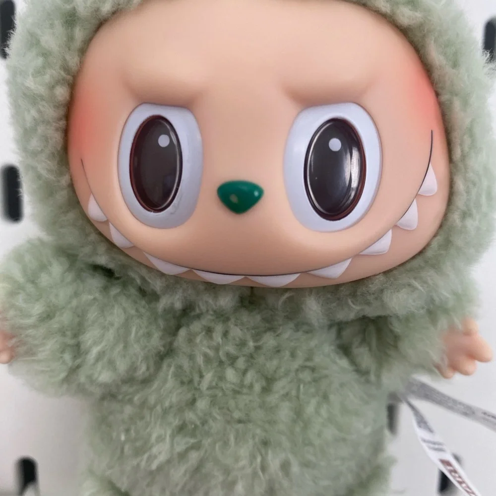 Exciting Macaron Green Grape Labubu - Picture 7 of 7